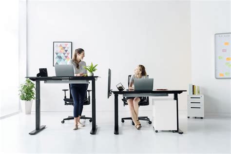 Height Adjustable Standing Desks - Autonomous