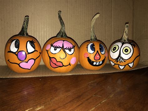 10+ Painted Pumpkin Faces Easy