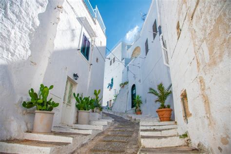 Ostuni: cosa fare, cosa vedere e dove dormire - Turismo.Puglia.it