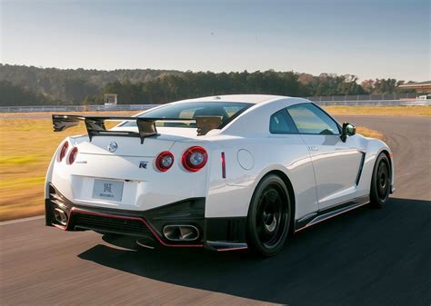 20+ Penting Mobil Sport Nissan Gtr Nismo