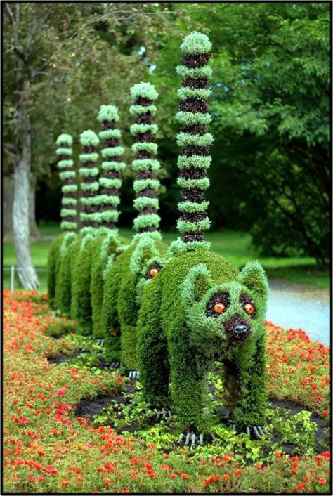 Topiary Design in Fun Animal Shapes