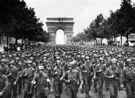 World War II in Pictures: Liberation of Paris, August 1944