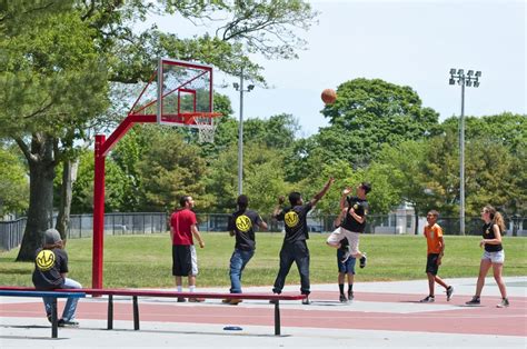 Basketball Courts – The Friends of Buttonwood Park