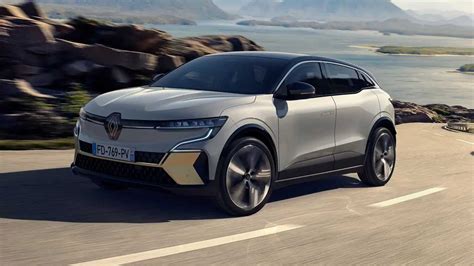 New Electric Renault Megane E-Tech Priced At £35,995…