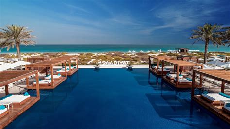 Saadiyat Beach Club | EDITION Hotels