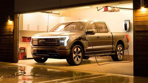 2023 Ford F 150 Lightning Images ~ 2022 Ford F-150 Lightning Revealed: 300-mile Range | Elecrisric