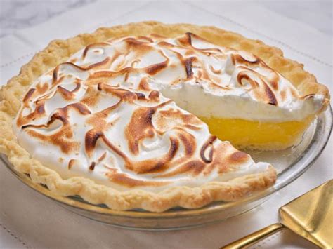 Lemon Meringue Pie | Cornetts Supermarkets