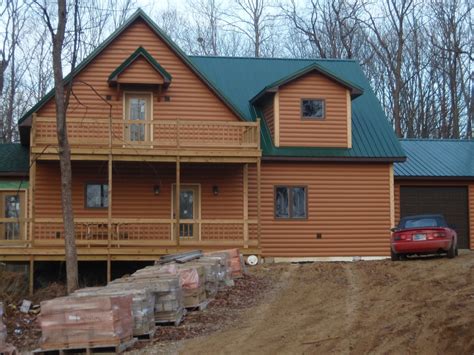 Log cabin built with vinyl siding - Rustic - Exterior - DC Metro - by Vinyl Siding Institute | Houzz