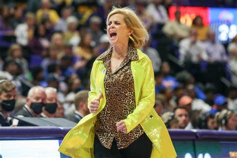 Slam dunk: LSU board approves contract extensions, pay raises for national title coach Kim ...