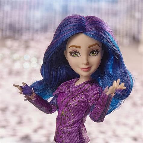 Disney Descendants Reception Dress Mal Doll