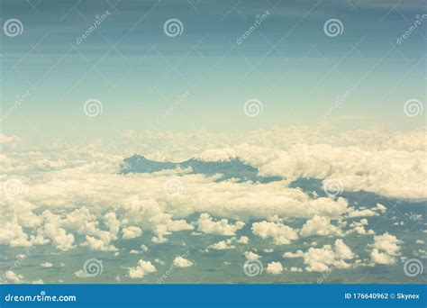 Mount Kilimanjaro Covered with Snow and Clouds Stock Photo - Image of country, horizon: 176640962