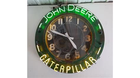 John Deere Caterpillar Neon Clock 48x7 | M39 | Davenport 2019