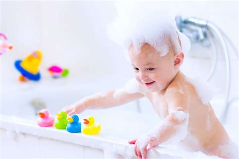 10 Essential Baby Items - Baby Bath Moments