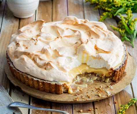 Lemon meringue pie - Nadia Lim