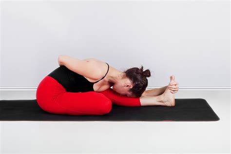 Ardha Baddha Padma Paschimottanasana: Step & Benefits - Fitsri Yoga