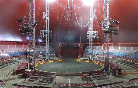 Shrine Circus on Twitter: "Ever wondered what's inside a circus tent?Take a virtual tour of the ...