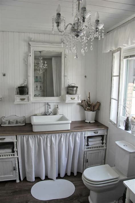 15 Lovely Shabby Chic Bathroom Decor Ideas