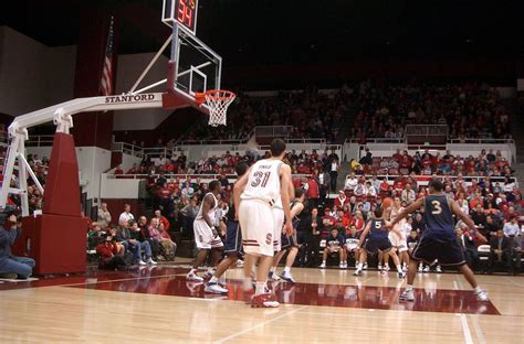 File:Men's basketball game at Maples Pavilion 2004-12-18.jpg - Wikimedia Commons