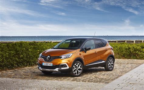 Renault Captur Vagy Suzuki Vitara - rack autó