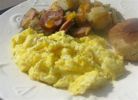 Scrambled Eggs With Cheese Recipe - Food.com