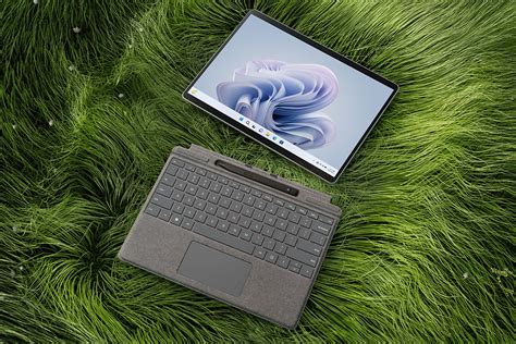 Surface Pro 9 5G Is Here, Powered By Microsoft SQ 3 Processor - Lowyat.NET