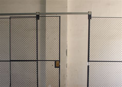 Predesigned 2 Sides Wire Mesh Storage Cages , Tool Security Cages For Storage