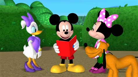 Mickey's Treasure Hunt - Mickey Mouse Clubhouse (Season 1, Episode 13) | Apple TV | Mickey mouse ...