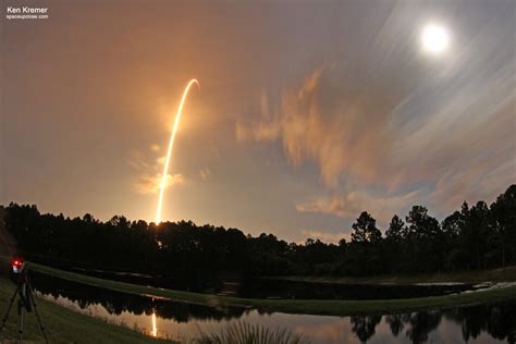 SpaceX Falcon 9 Launches Intelsat Galaxy 37 Comsat to Orbit from Space Coast: Photos – Space UpClose