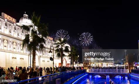 1,304 Dubai Fireworks Stock Photos, High-Res Pictures, and Images - Getty Images