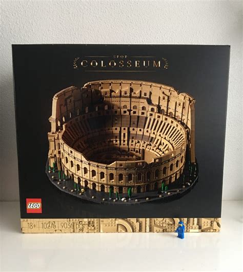 The LEGO Colosseum - Stuck In Plastic