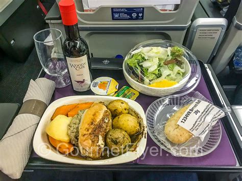 Premium Economy Class – Premium Plus on United Airlines – Gourmet Flyer