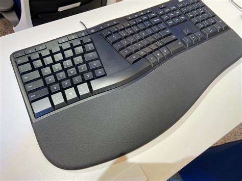 Microsoft Ergonomic Mouse and Ergonomic Keyboard available for pre-order | Windows Central