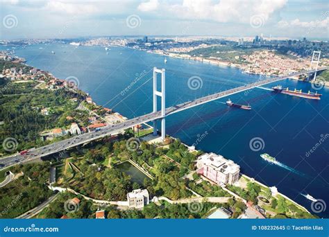 BOSPHORUS BRIDGE ISTANBUL Royalty-Free Stock Photography | CartoonDealer.com #13423727