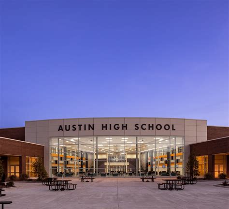 Austin High School Project – Nola | VanPeursem Architects