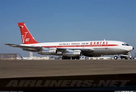 Boeing 707-138B - Qantas (John Travolta) | Aviation Photo #1419194 | Airliners.net