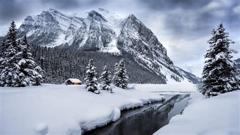 How to capture the essence of winter in your landscape images.