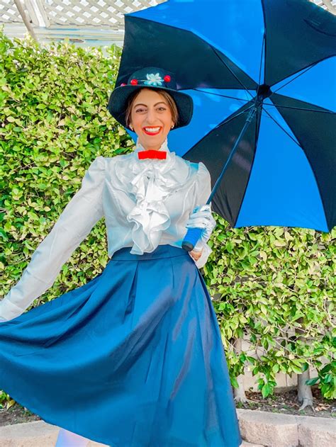 Best Mary Poppins Costume DIY | Elaine Chaya