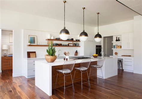 Mid-Century Modern Kitchen Designs That Feature A Warm Atosphere