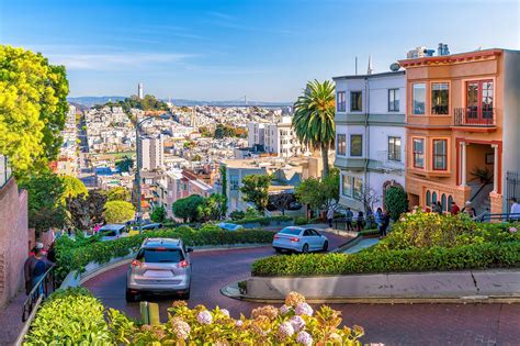 Lombard Street in San Francisco - Explore one of the most crooked streets in the world. – Go Guides