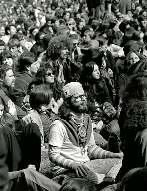 The Summer of Love: Pictures of Hippies in Haight Ashbury, San Francisco in 1967 ~ vintage everyday