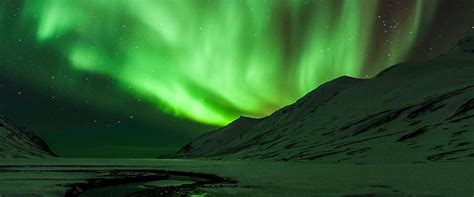 Northern Lights Guide : Iceland Travel Guide : Nordic Visitor