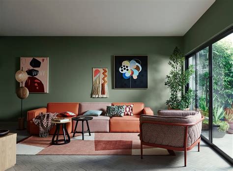 Cottage Style Furniture Living Room With Green Wall