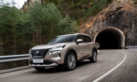 Nissan debuts new X-Trail SUV, with hybrid option | Automotive News Europe