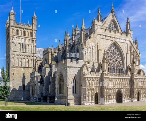 Exeter Cathedral and Cathedral Green, Exeter, UK Stock Photo - Alamy