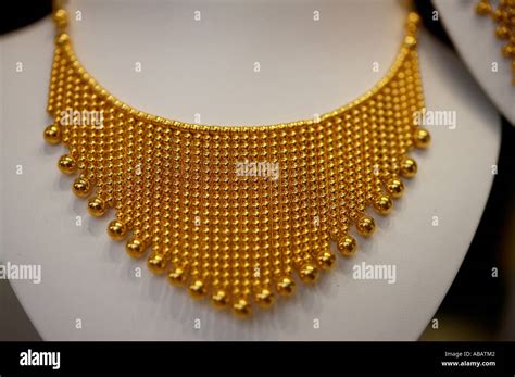 Dubai, Gold Souk, Necklace Stock Photo - Alamy