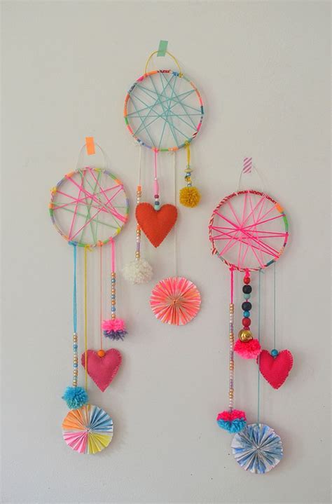 Amazing photographs of diy crafts of dream catcher | Incredible Snaps