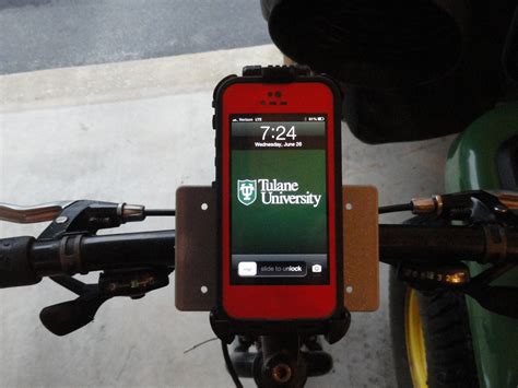 $9 Bike Mount for GPS or Phone : 4 Steps (with Pictures) - Instructables