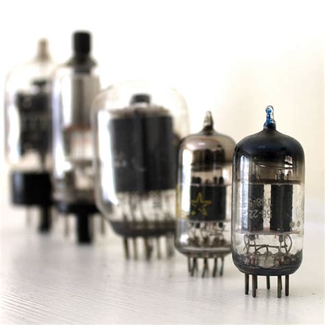 Vintage Vacuum Tubes for radio amplifiers and more Set of 5