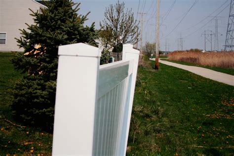 Vinyl Fence Installation in Indianapolis & Nearby Areas