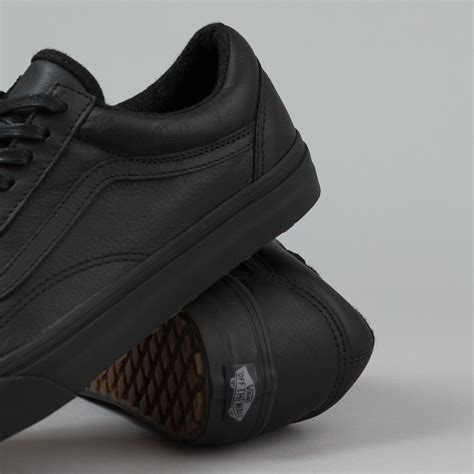 Vans Old Skool MTE Shoes - Black / Leather | Flatspot